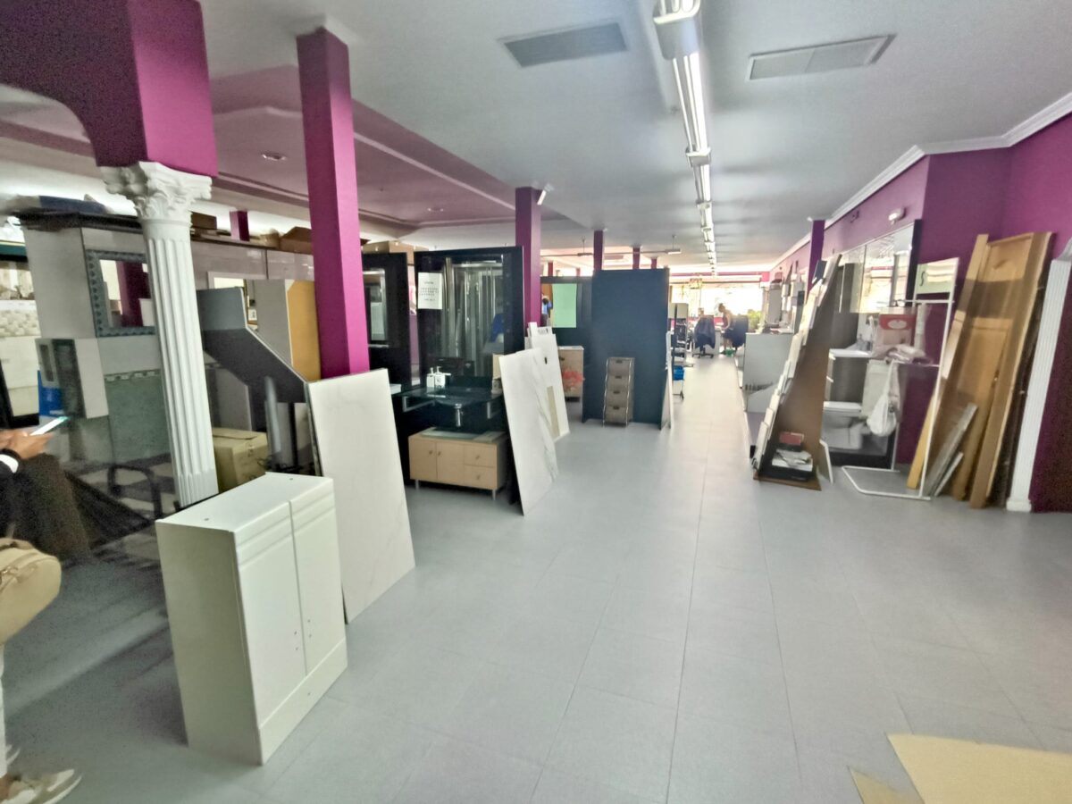 Local en venta en Calle Valdemoro (7)